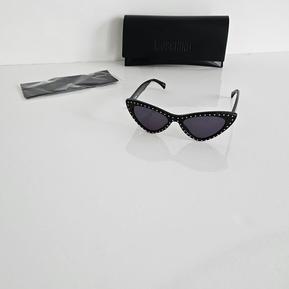 MOSCHINO SUNGLASSES -CAT EYE -NWOT! πππ - Picture 2 of 14